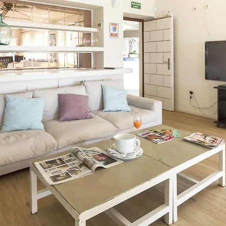 Отель Mikasa Boutique Adults Only 2*